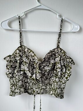 Green floral crop top size small, Papermoon